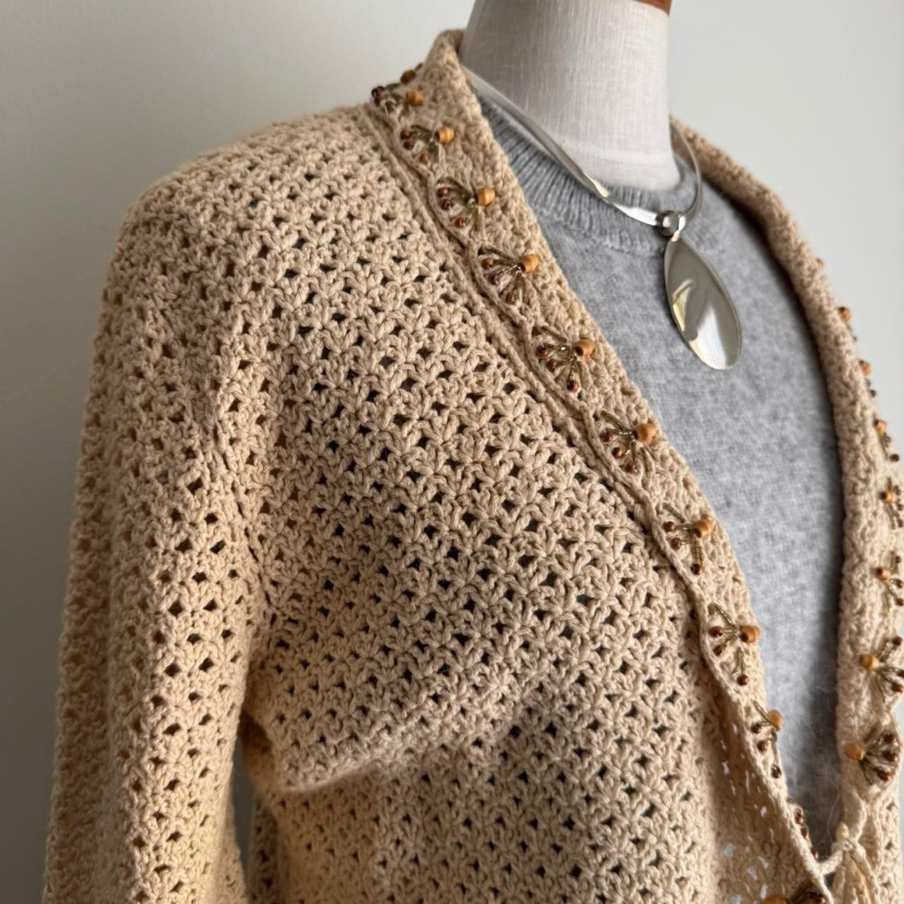90s Crochet + Wood Bead Cardigan - Picture 2 of 8